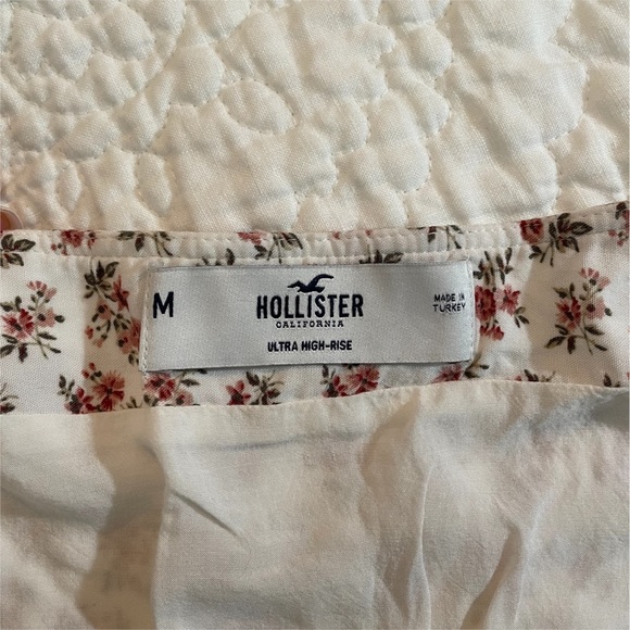 Hollister Ultra High Rise Skirt Size M - Picture 7 of 10